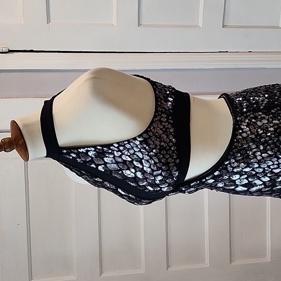 NWT Express Sequin Cutout Fit & Flare Halter Neckline Mini Dress, Size XS - Picture 14 of 17